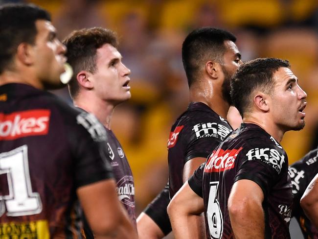 BRISBANE, AUSTRALIA - SEPTEMBER 03: Sean O'Sullivan of the Broncos and team mates look dejected after a Panthers try during the round 17 NRL match between the Brisbane Broncos and the Penrith Panthers at Suncorp Stadium on September 03, 2020 in Brisbane, Australia. (Photo by Albert Perez/Getty Images)