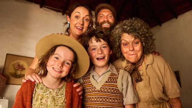 Lily La Torre, Celeste Barber, Jack La Torre, Jai Courtney and Genevieve Lemon in the Australian family film Runt.