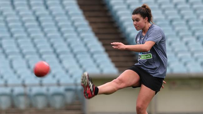 Anne Hatchard trains with the Crows in November 2016. Picture: Dean Martin