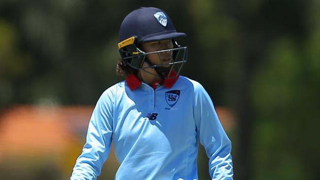 Elsa Hunter during her knock of 65 for NSW Metro at the U19 Female National Cricket Championships in Perth, 8 December 2022. Picture: Cricket NSW