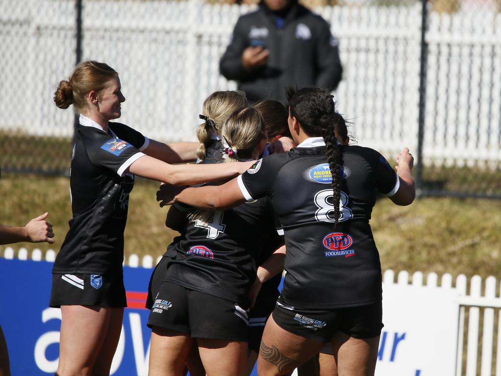 Wentworthville celebrates a try. Picture: Warren Gannon Photography