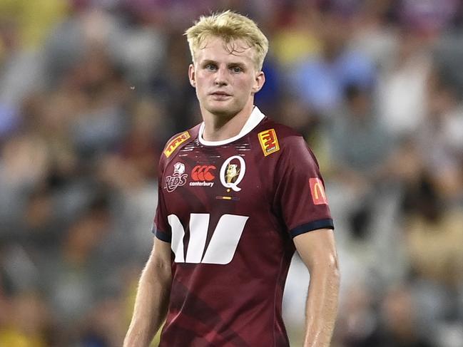 TOWNSVILLE, AUSTRALIA - FEBRUARY 25:  Tom Lynagh of the Reds looks on during the round one Super Rugby Pacific match between Queensland Reds and Hurricanes at Queensland Country Bank Stadium, on February 25, 2023, in Townsville, Australia. (Photo by Ian Hitchcock/Getty Images)