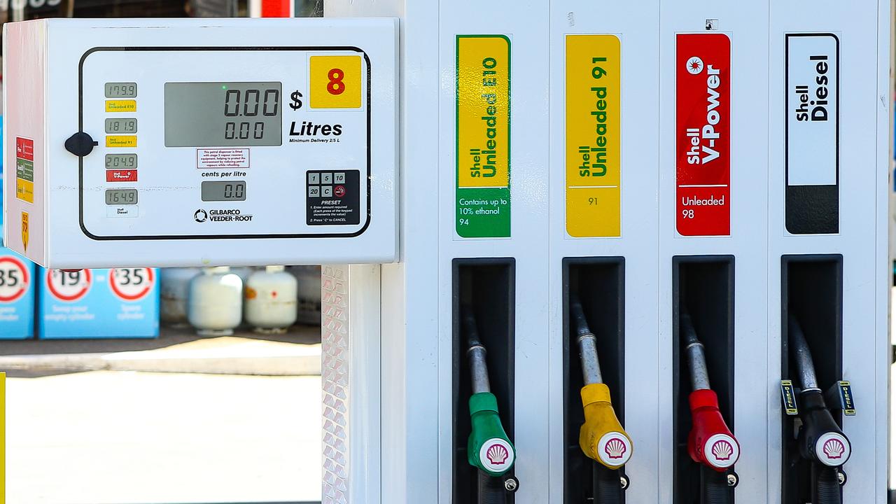 A new economic report has found Australia could have saved $5.9 billion in fuel costs if better efficiency standards were adopted seven years earlier by governments. Picture: NCA NewsWire / Gaye Gerard