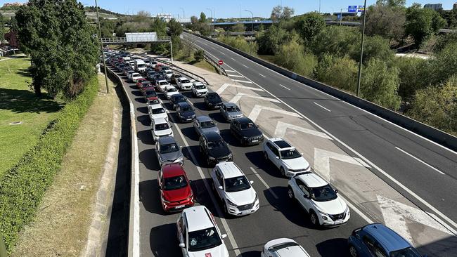 Traffic at a stand still on the motorways around Madrid during the blackout. Picture: Getty Images.