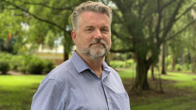 Liberal Democrats Capricornia candidate Steve Murphy has been suspended from his job as a teacher for refusing to get vaccinated.