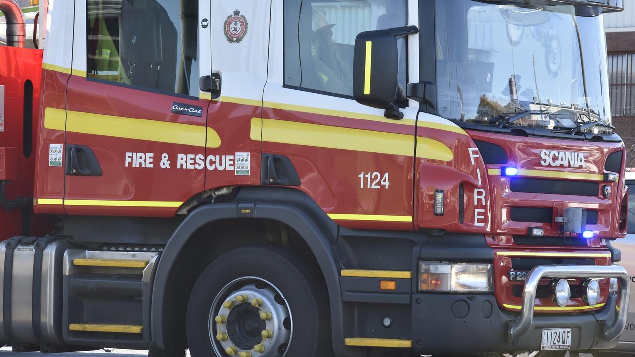 Fire crews rush to night-time house blaze in beachside town