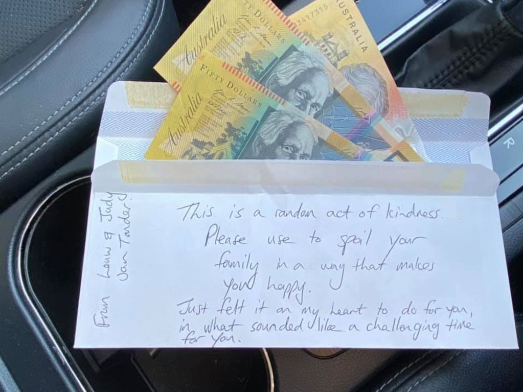 The note left in the car. Picture: Facebook/Jen Willis