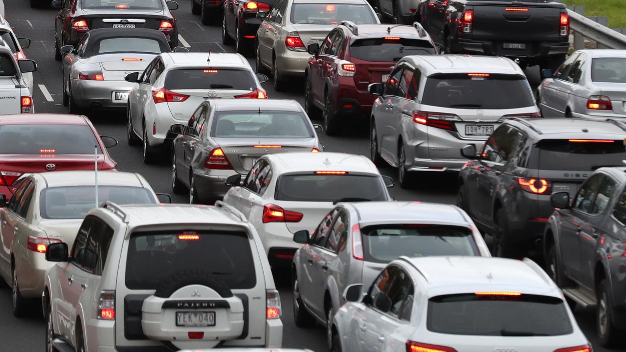 Melbourne traffic: Gridlock as public transport ditched for cars | news ...