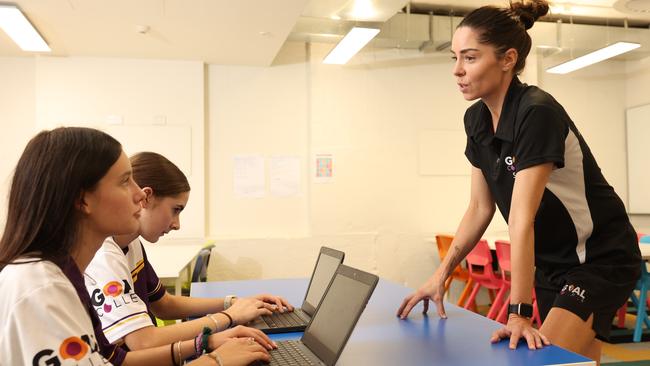 Carly Walsh with students Madison Eddie, 16 and Mia Warne, 16 at at GOAL College in Ultimo. Picture: Tim Hunter.