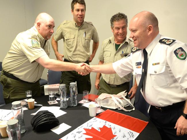 NSW Rural Fire Service Commissioner Shane Fitzsimmons at a  briefing with  crews from the United State and Canada who have been recently deployed to NSW. Photo Jeremy Piper