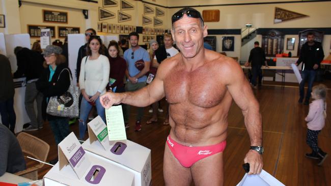 Voting at Bondi. Picture: Kate Bastians