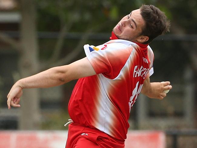 VSDCA Cricket: Preston v Williamstown, Marcus Murphy of Preston bowlingSaturday, November 28, 2020, in Preston, Victoria, Australia. Picture: Hamish Blair