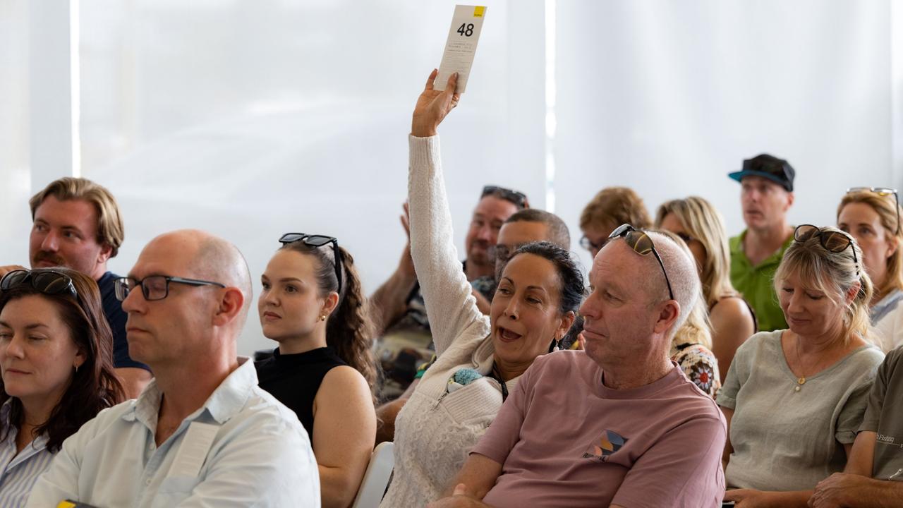 Bidders at Ray White Coastal Living Network's Annual Auction. Photo: Ray White