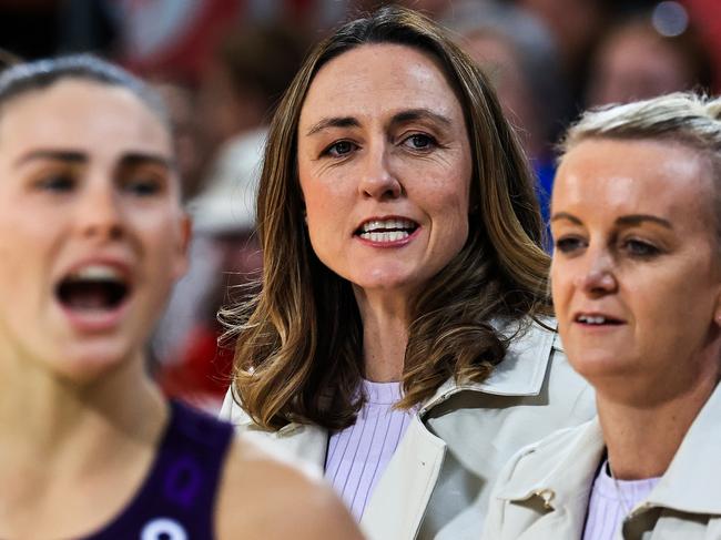 SYDNEY, AUSTRALIA - JUNE 09: Firebirds coach Bec Bulley (C) looks on ahead of the round nine Super Netball match between Giants Netball and Queensland Firebirds at Ken Rosewall Arena, on June 09, 2024, in Sydney, Australia. (Photo by Jenny Evans/Getty Images)