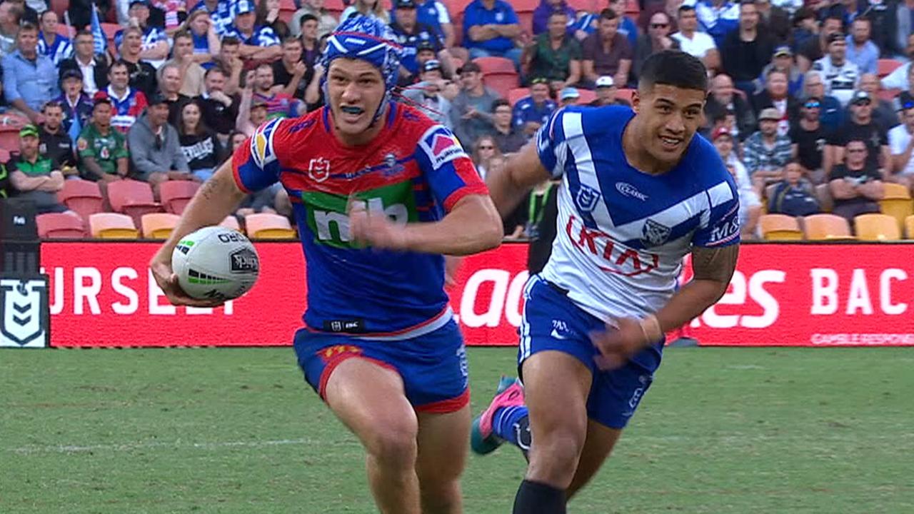 Kalyn Ponga scored the match sealing try for the Knights.