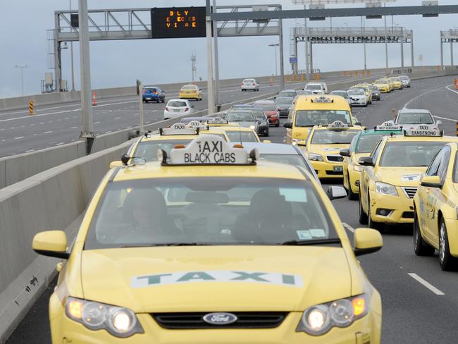 Taxi drivers are being scammed in Melbourne. Picture: Joe Castro/AAP