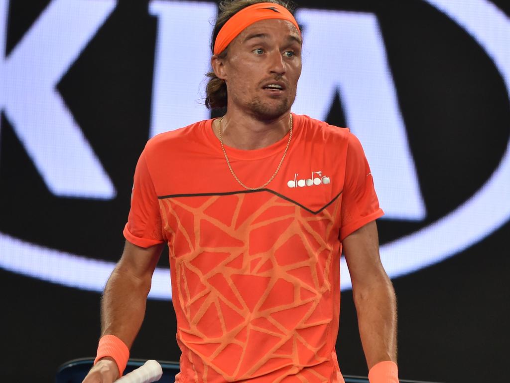 Dolgopolov can’t carry on.