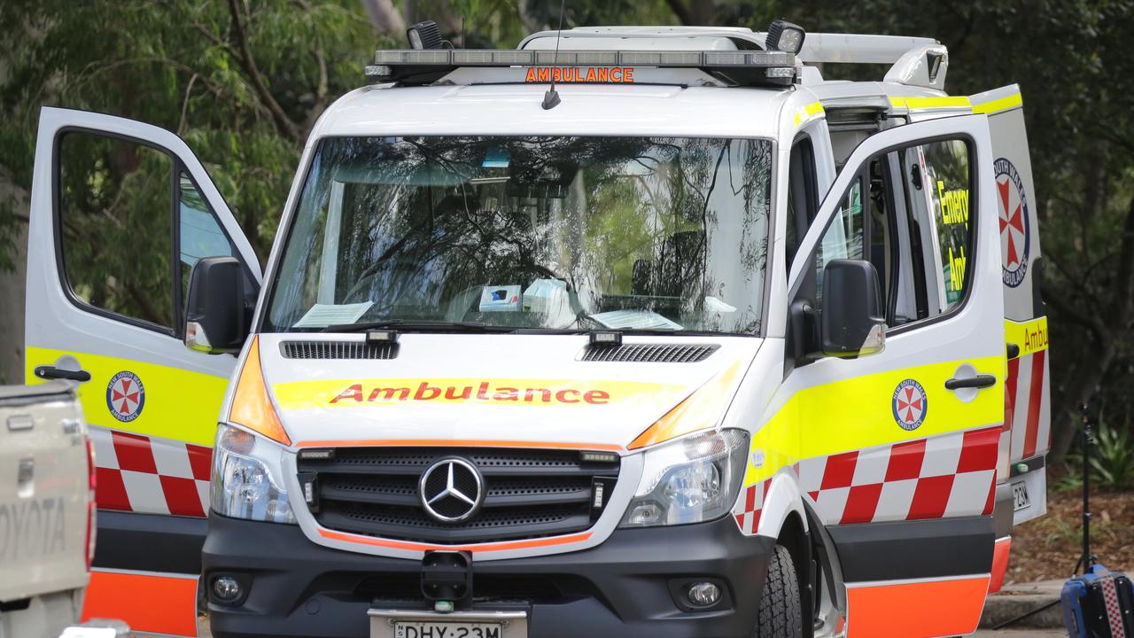 Driver dies after single vehicle smash at Ellangowan | Daily Telegraph