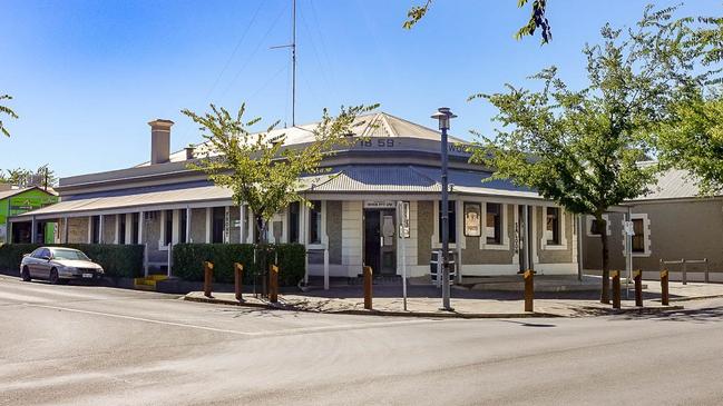 Woolshed Inn Hotel Motel