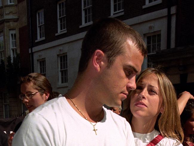 Singer Robbie Williams with his then girlfriend Nicole Appleton, who is played by Banno in Better Man. Picture: Paul Treacy