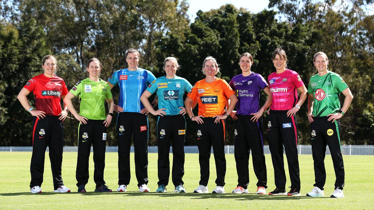 (L to R) Georgia Wareham, Rachael Haynes, Tahlia McGrath, Georgia Redmayne, Beth Mooney, Tayla Vlaeminck, Ellyse Perry, and Meg Lanning. Picture: Getty