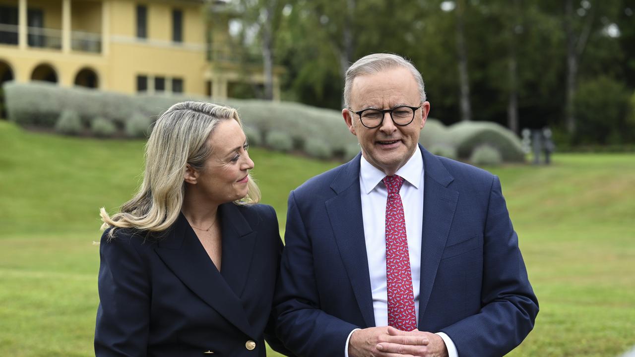 Prime Minister Anthony Albanese and fiancee Jodie Haydon thanks wellwishers. Picture: NCA NewsWire / Martin Ollman