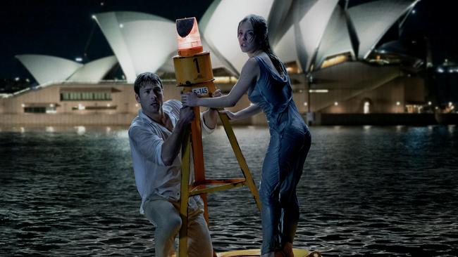 Sydney Sweeney and Glenn Powell in the Sydney-shot romantic comedy Anyone But You, shot in Sydney.