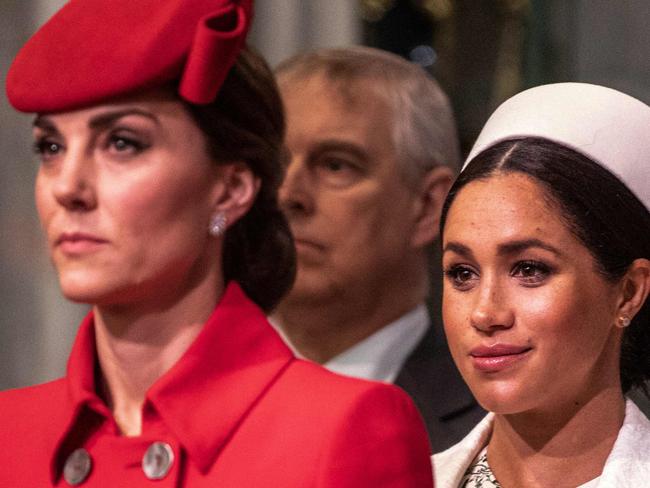 Britain's Meghan, Duchess of Sussex (R) and Britain's Catherine, Duchess of Cambridge, (L) attend the Commonwealth Day service at Westminster Abbey in London on March 11, 2019. - Britain's Queen Elizabeth II has been the Head of the Commonwealth throughout her reign. Organised by the Royal Commonwealth Society, the Service is the largest annual inter-faith gathering in the United Kingdom. (Photo by Richard Pohle / POOL / AFP)