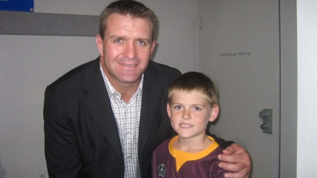 AJ Brimson grew up a Broncos fan, pictured with Brisbane legend Shane Webcke.