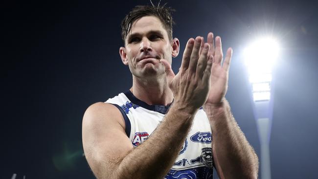 GEELONG, AUSTRALIA - MAY 25: Tom Hawkins of the Cats leaves the ground after breaking ghe appearances record for the Cats during the 2024 round 11 AFL match between Geelong Cats and Greater Western Sydney Giants at GMHBA Stadium, on May 25, 2024, in Geelong, Australia. (Photo by Martin Keep/AFL Photos/Getty Images)