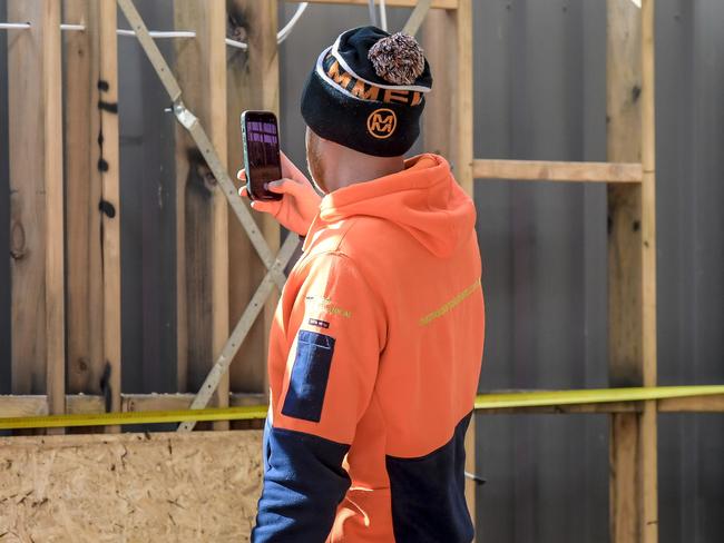 ADELAIDE, AUSTRALIA - NewsWire Photos August 23 2022: Australian Tradies. Various pics of tradesman at work sites across Adelaide. Picture: NCA NewsWire / Roy VanDerVegt