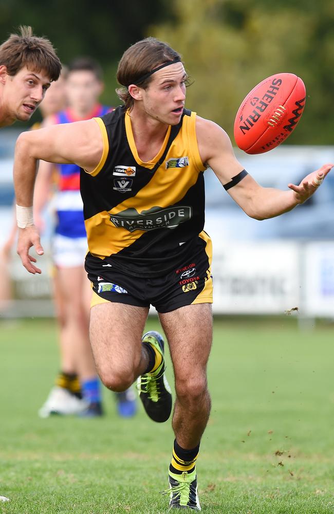 Tom O'Sullivan takes possession for Kyneton. Picture: Josie Hayden.