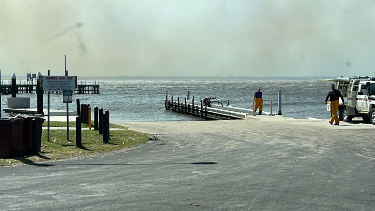 Thick smoke filled the air at Loch Sport, Victoria. Picture: Facebook / Annette O'Shea