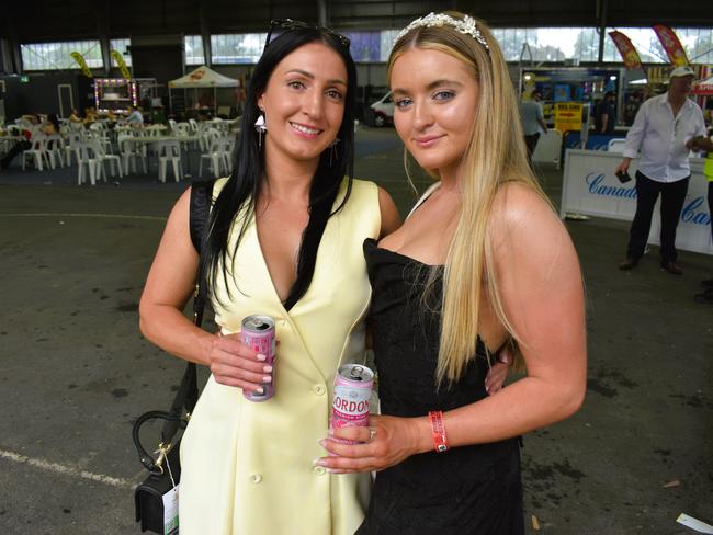 Tash Boucher and Laura Huxtable enjoying all the action at the Ladbrokes Cranbourne Cup on Saturday, November 23, 2024. Picture: Jack Colantuono