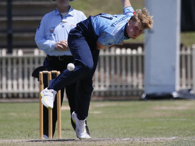 Connor Culnane, Gordon vs Parramatta, Green Shield cricket round one at Chatswood Ova.l  Photo by Warren Gannon Photography.