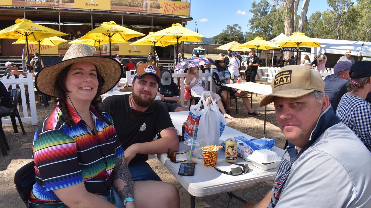 Gary Heiniger, Kurt Klewer and Kerri Kilsby. Burnout precinct at Rockynats 2022.