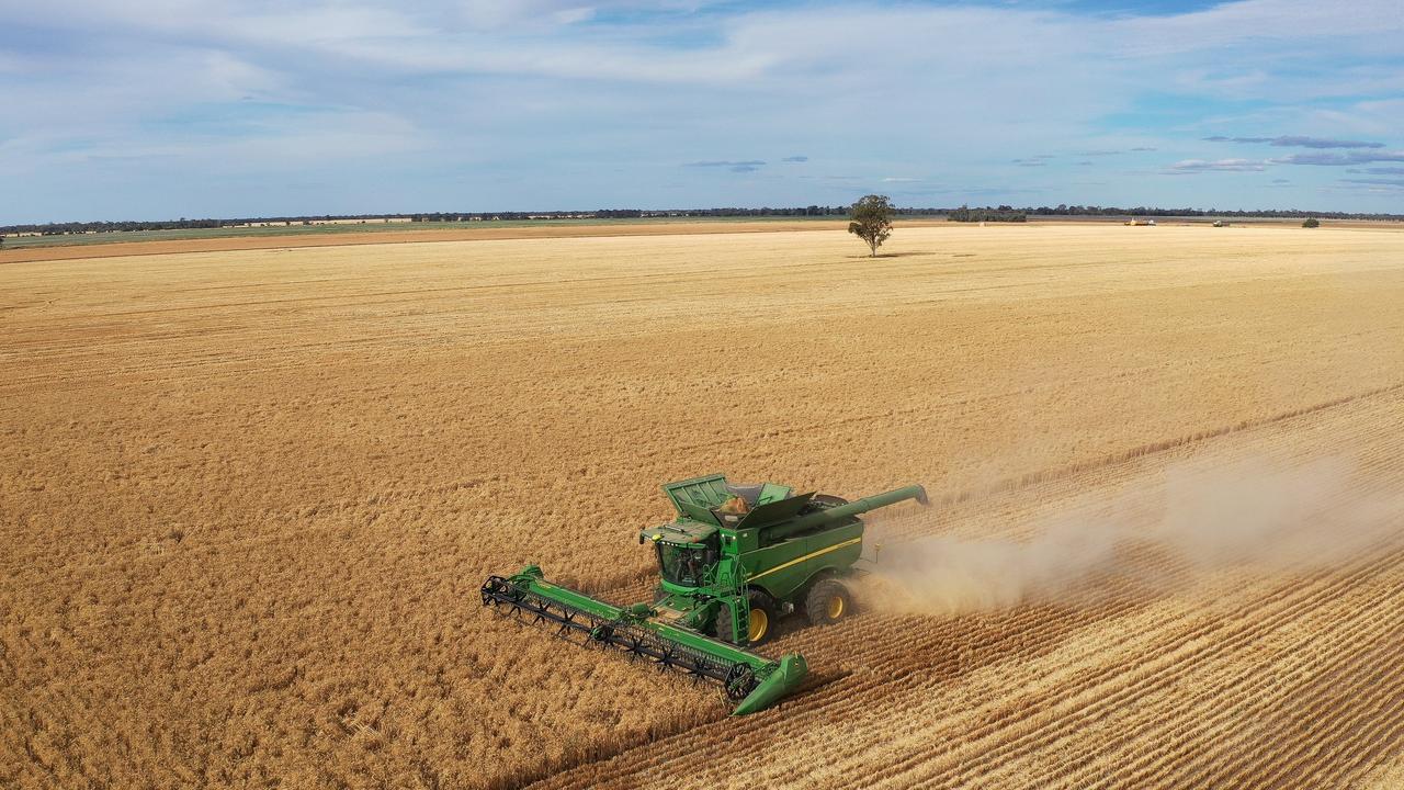 Ian and Louise MacCue sell Wilga aggregation and feedlot, near Bellata ...