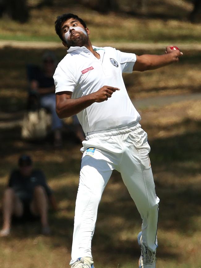 Nishantha Weerakkody claimed two clutch wickets for Montmorency. Picture: Hamish Blair