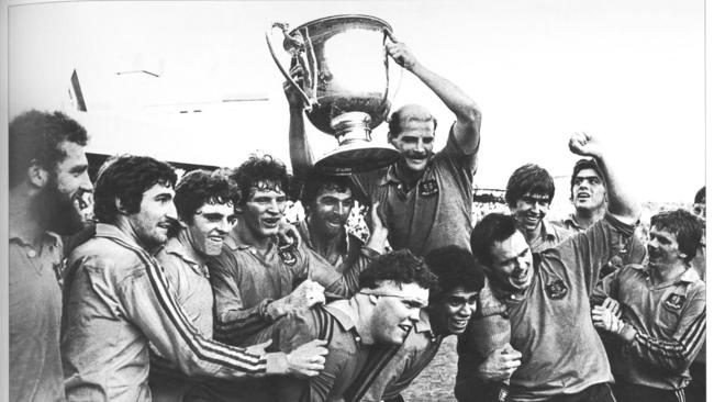 The Wallabies celebrate winning the 1980 Bledisloe Cup at the SCG.