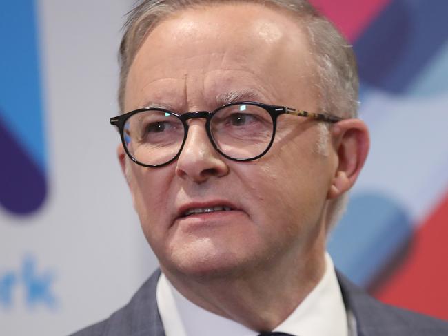 MELBOURNE, AUSTRALIA - NewsWire Photos, May 16, 2023. Prime Minister Anthony Albanese visits the Star Health Centre in Prahran. Picture: NCA NewsWire / David Crosling