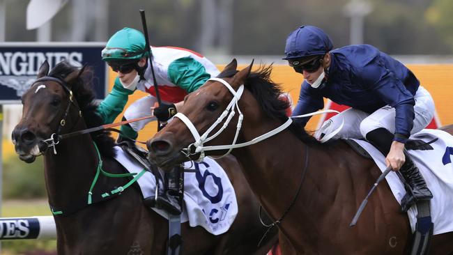 Head Of State (right) beats Profondo in the Gloaming Stakes. Picture: Getty Images