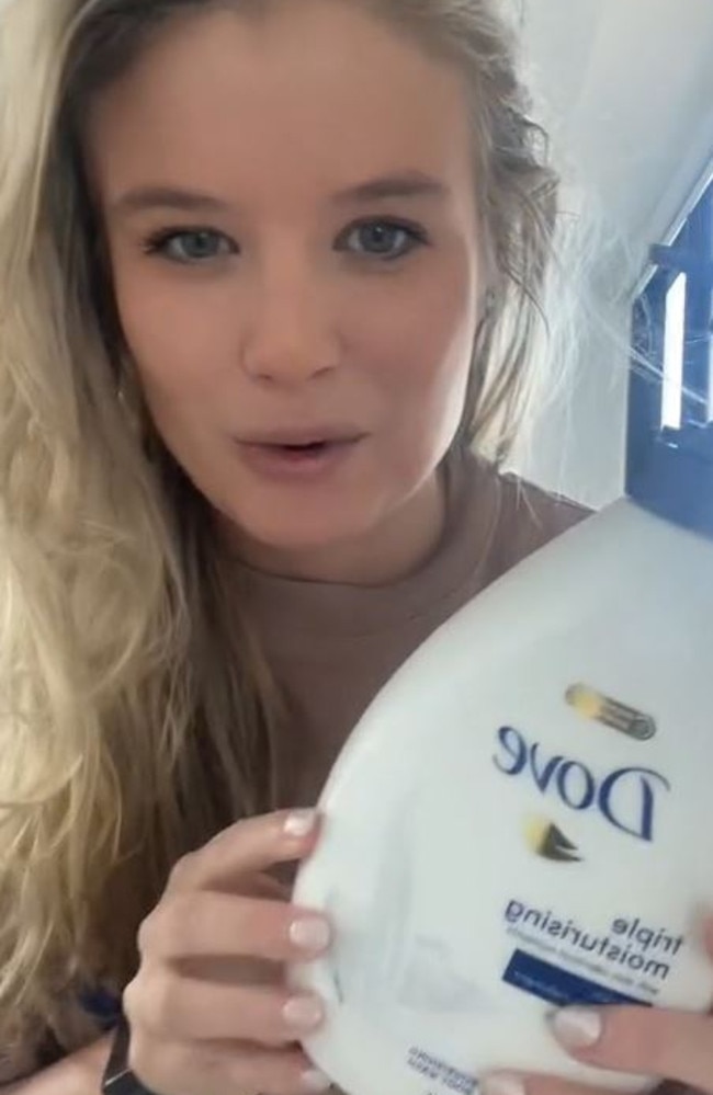 She was using body wash as moisturiser. Picture: TikTok/@alicekjames