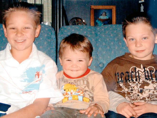 140816 TWAM 06/09/2005 NEWS: 06/09/2005 NEWS: Copy picture. Jai, 10, Bailey, 2, and Tyler Farquharson, 7, who drowned when the car driven by their father plunged into a dam at Winchelsea. Pic. Jon Hargest Pic. Jon Hargest Picture: Captioned As