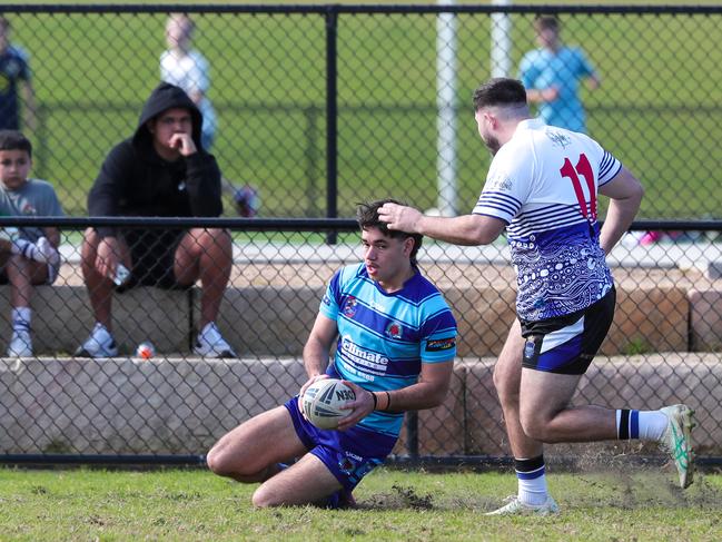 Miller Toetu'u goes over for Mascot’s first try of the afternoon. Picture: Adam Wrightson Photography