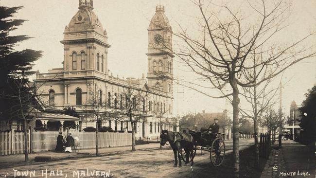 A look at Malvern Town Hall in 1905-1910. Source: Monte Luke via the State Library