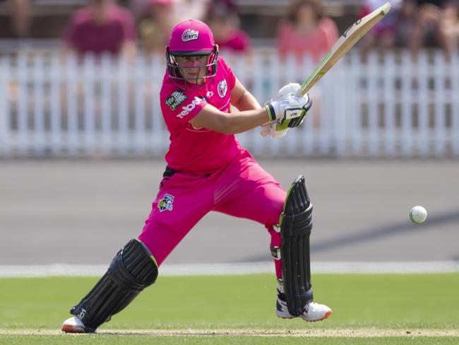 Alyssa Healy was almost unstoppable for the Sixers. Picture: AAP Image/Craig Golding