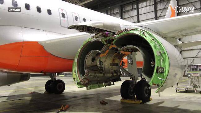 Incredible video of Jetstar A320 engine change