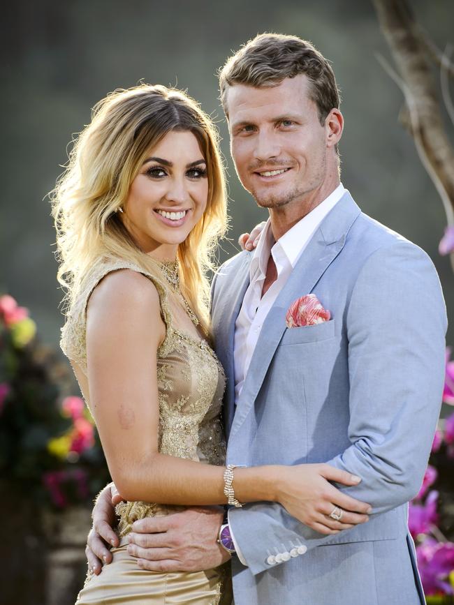 Richie Strahan shocked viewers when he chose single mum Alex Nation during season 4.