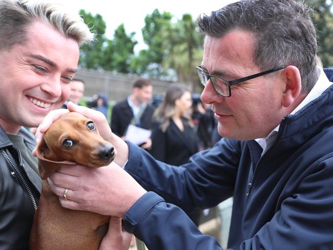 MELBOURNE, AUSTRALIA - NewsWire Photos, NOVEMBER 4, 2022. Victorian Premier, Daniel Andrews, and the Minister for Environment and Climate Action, Lily DÃ¢â¬â¢Ambroio, make an announcement at Pawfield Park Fenced Dog Park in Melbourne. Picture: NCA NewsWire / David Crosling