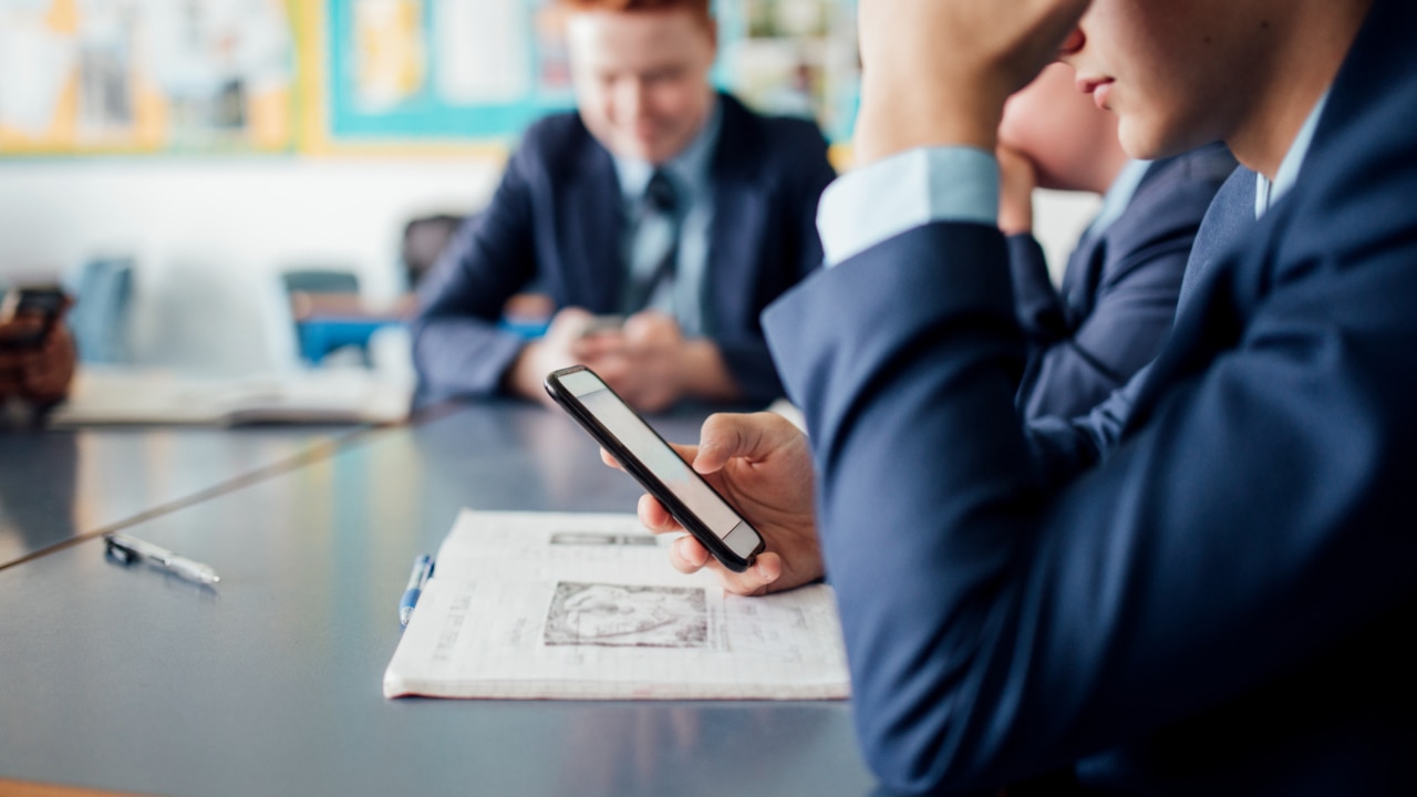 Blanket phone ban launched in Queensland classrooms